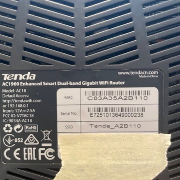 Tenda Wireless AC1900 Dual Band Gigabit Router AC18, plus FREE Netgear Extender! - Picture 2 of 8